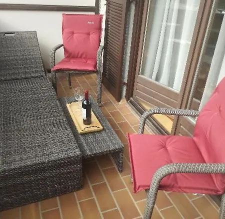 Alpen Pyrkestrasse Διαμέρισμα *