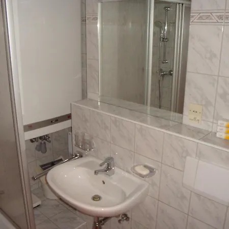 Alpen Pyrkestrasse *