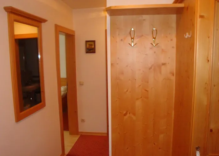 Alpen Pyrkestrasse * באד הופגסטין